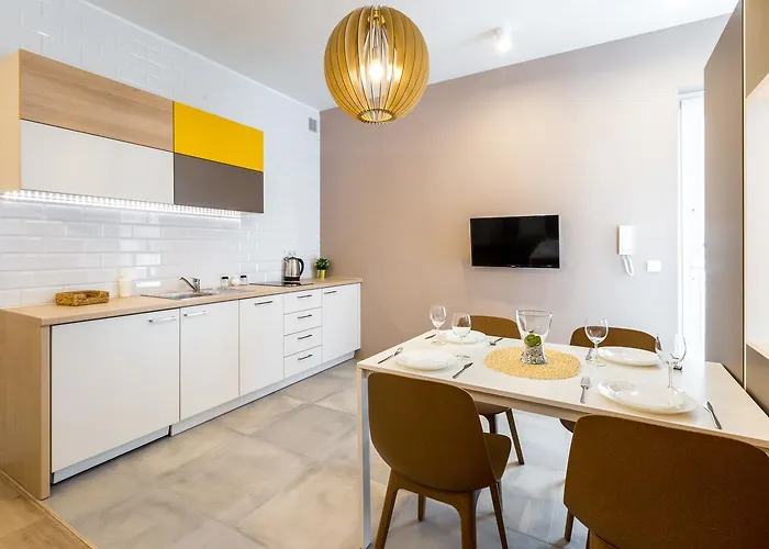 Family King Studio Suite